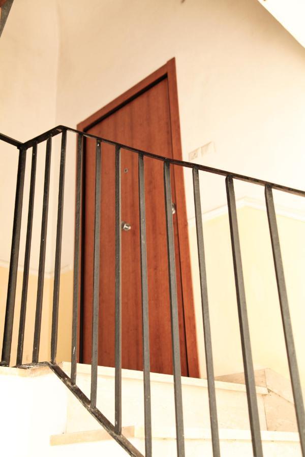 Li Ri Apartment Style 索拉 外观 照片